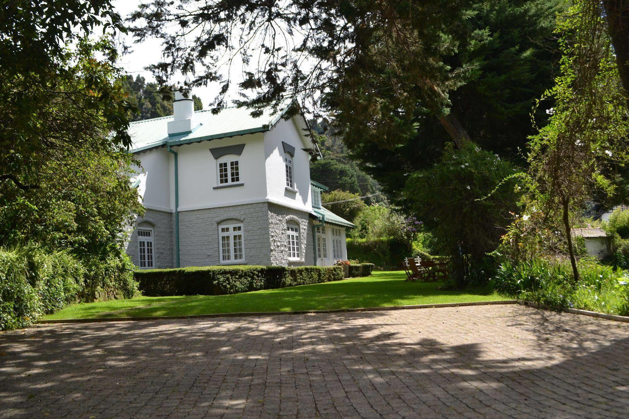 נוארה אליה Brockenhurst Bungalow מראה חיצוני תמונה